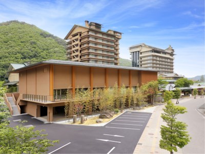 Hotel Hananoyu (Bandai Atami Onsen)