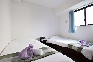 2 mins from Nankai Namba station (Namba area) 5a