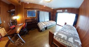 Entire 1 Bed Room APT 8 mins to Shinjuku by Metro