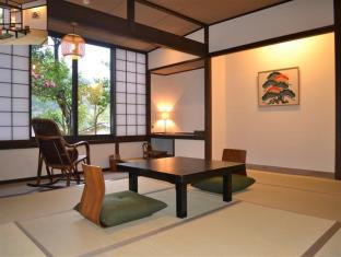 Ryokan Yojokan Harunohikari