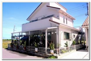 Love in Okinawa Guest House