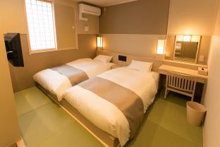 Waqoo Shitaderamachi