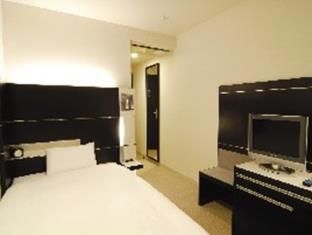 X-Wave Umeda Hotel