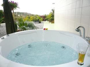 Villa Motobu Hills Resort