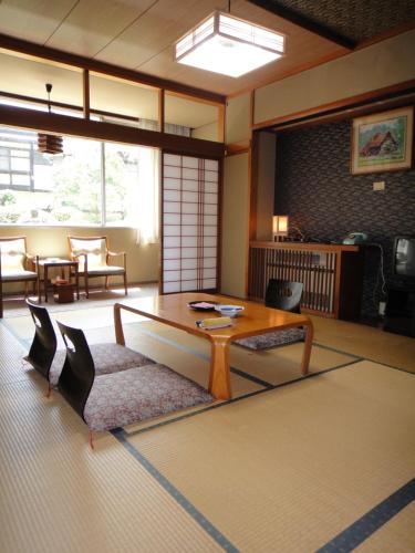 Asahiya Ryokan