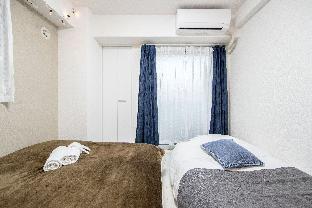 Whole floor / 3 rooms / new building near Namba