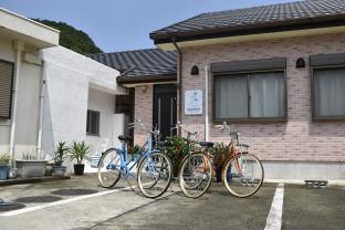 Uzushio Guest House