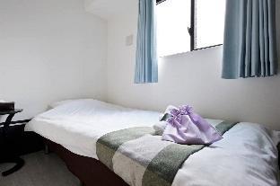 2 mins from Nankai Namba station (Namba area) 3a